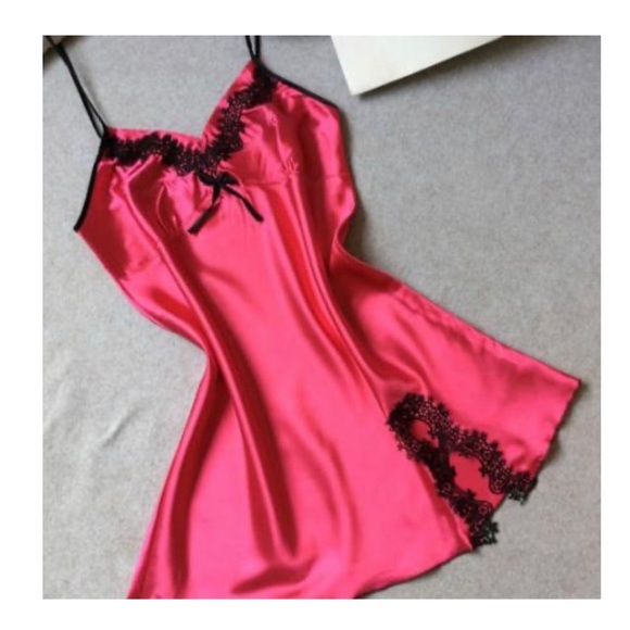 SATIN SILK SLEEPWEAR - Picture 3 of 3